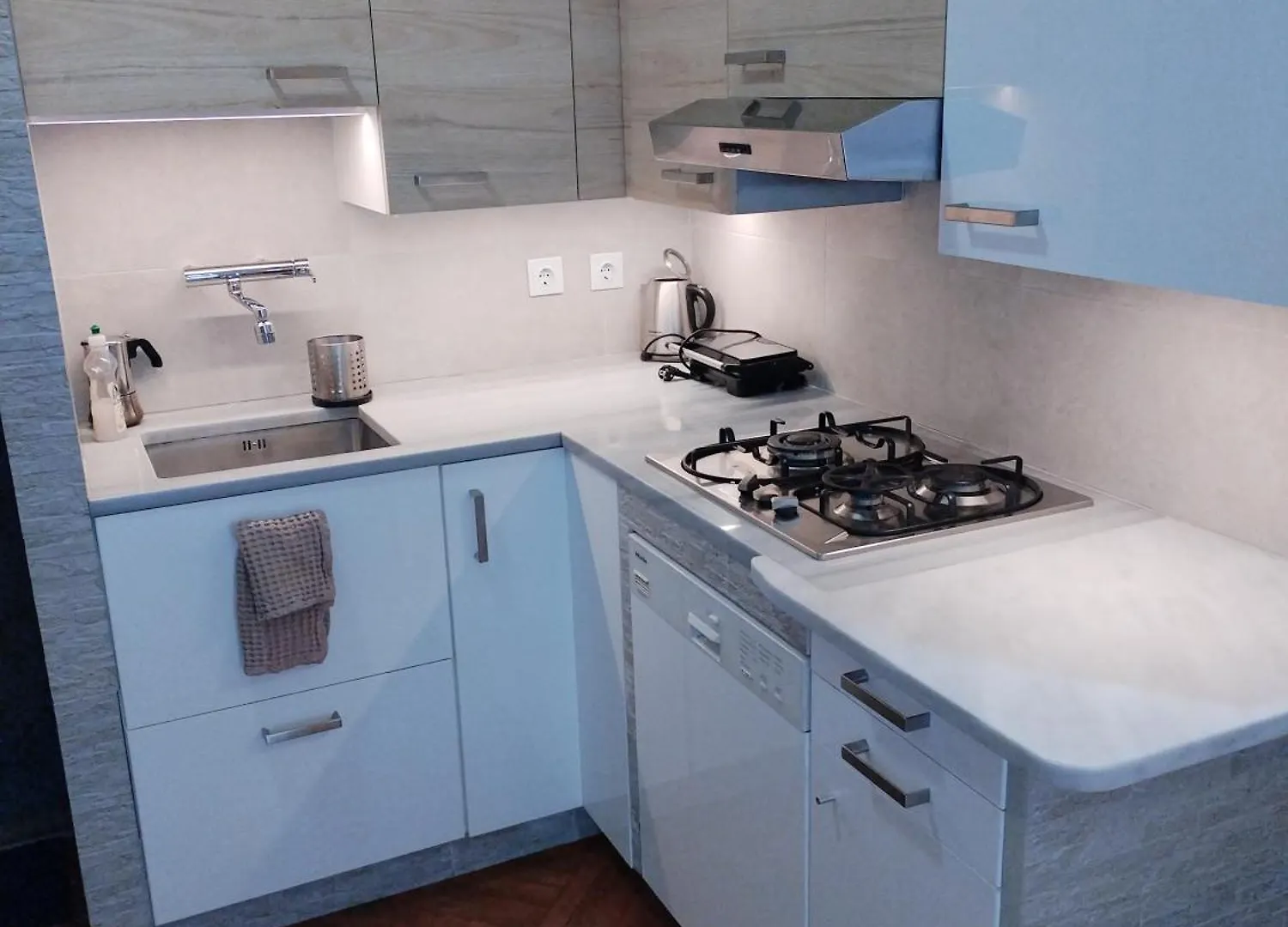 Appartamento Tritos Sleeps 11 - Sea View - Balcony - Parking Salonicco Grecia